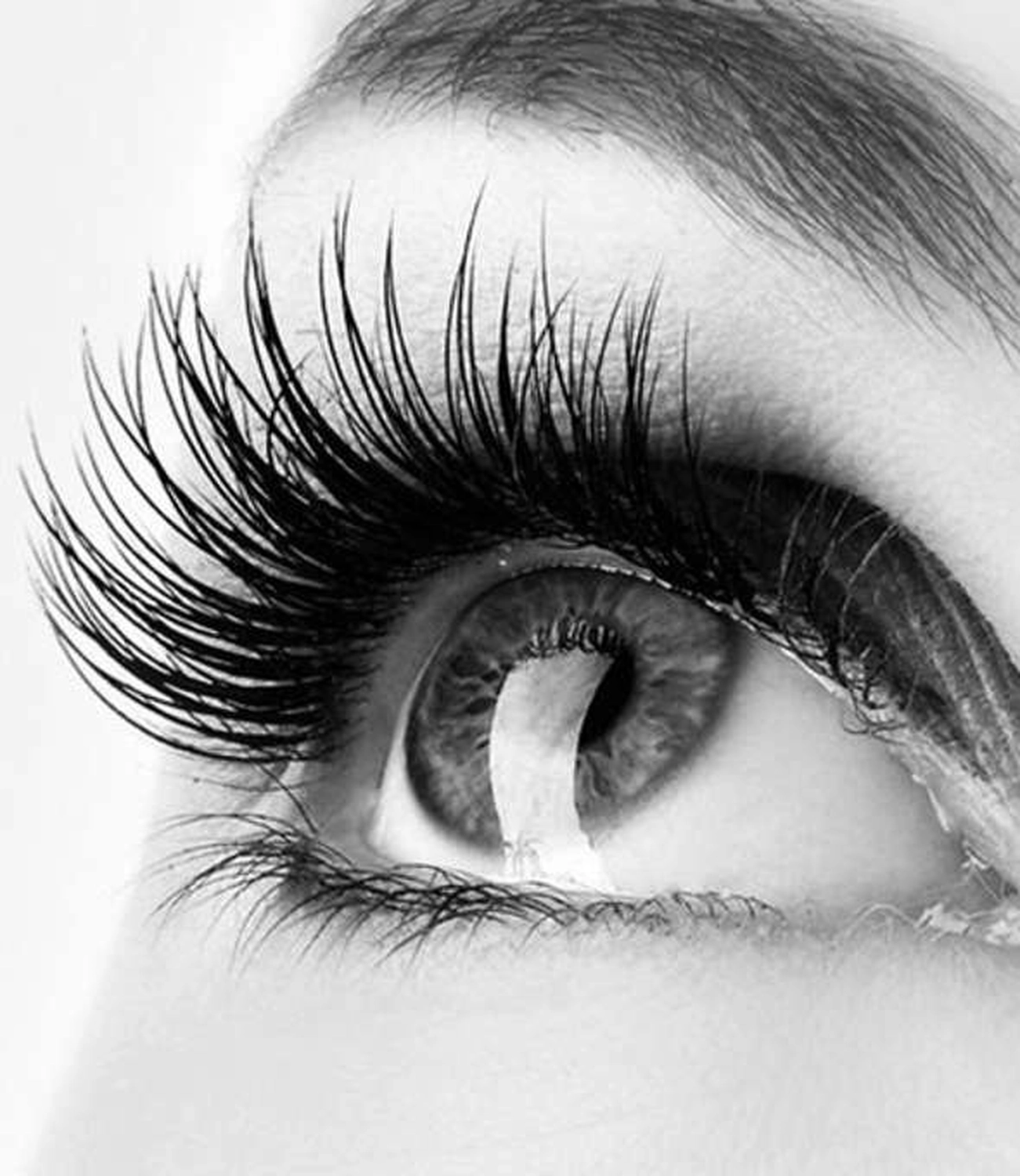 Charisma - Kosmetikstudio - Wimpernverlängerung